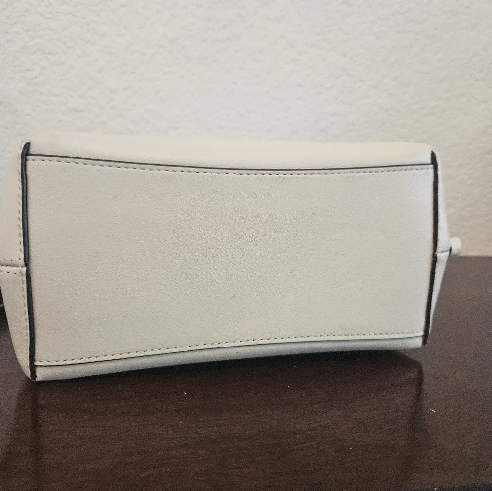 Coach Millie Floral Embroidered Straw Bag - Tan and White - Picture 7 of 9